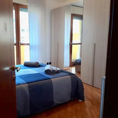 Eni Torri Lombarde San Donato Bbqueen Gæstehus San Donato Milanese